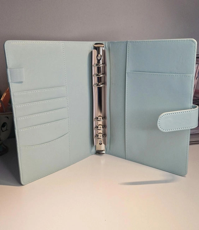 Classeur A5 bleu avec 6 enveloppes zip personnalisées